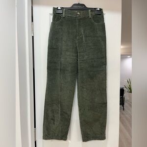 Polly Women Green Corduroy Barrel Style Pants
